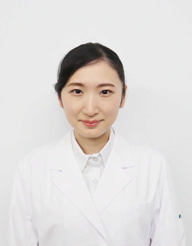 仲　未菜美